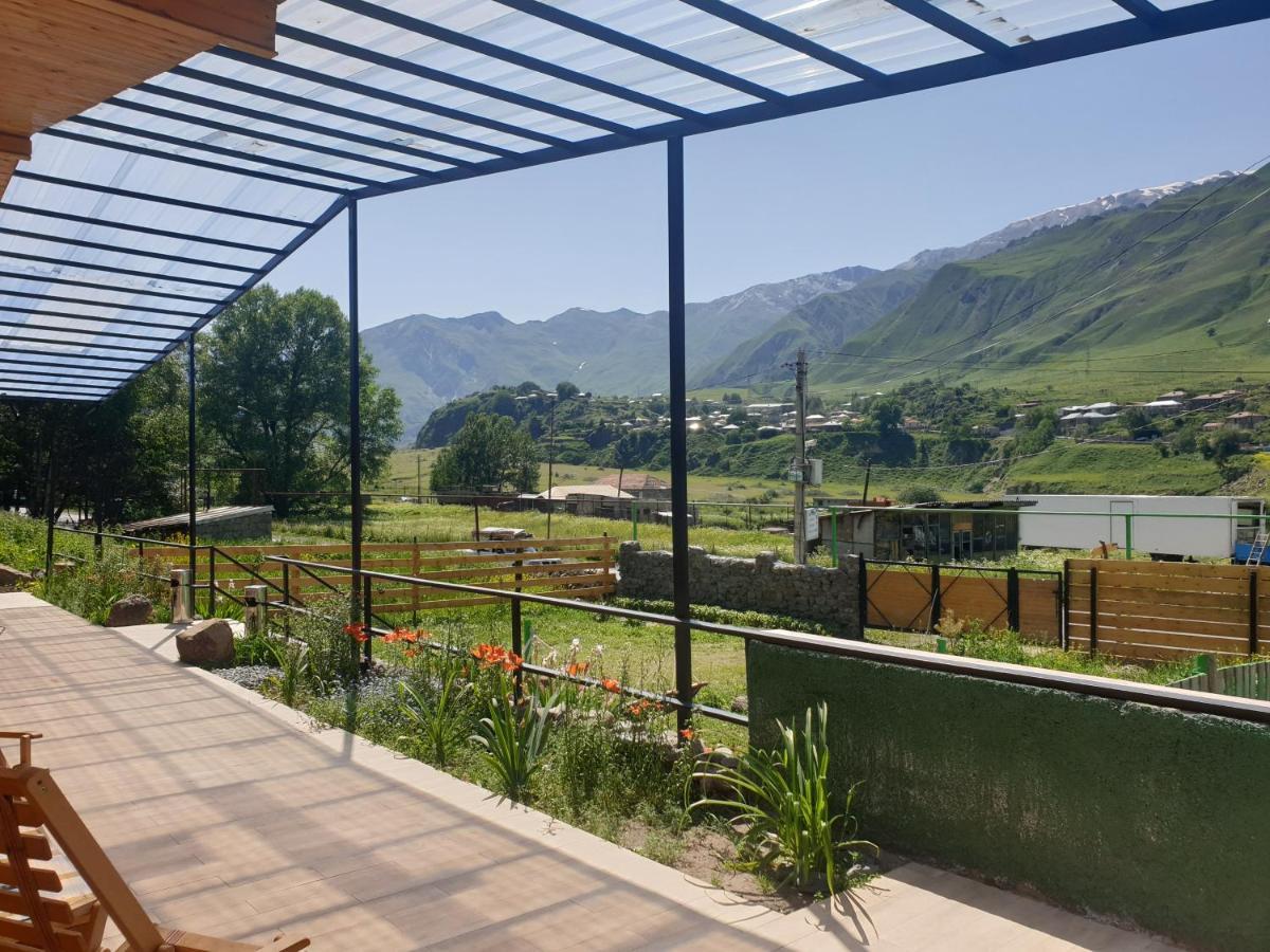 Hotel Tornisa Kazbegi Esterno foto